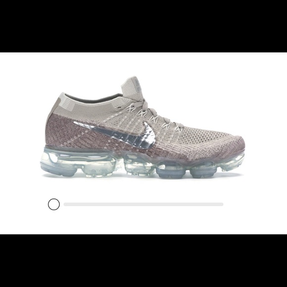 Nike Running Shoes (VaporMax) - Picture 2 of 9